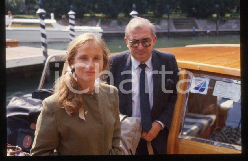 Fotografia d epoca originale 1985 ca Isabelle HUPPERT Claude CHABROL Mostra VENEZIA 35 mm vintage slide 3 1