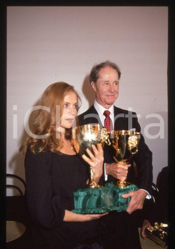 Fotografia d epoca originale 1985 ca Isabelle HUPPERT Don AMECHE Mostra VENEZIA 35 mm vintage slide 6 1
