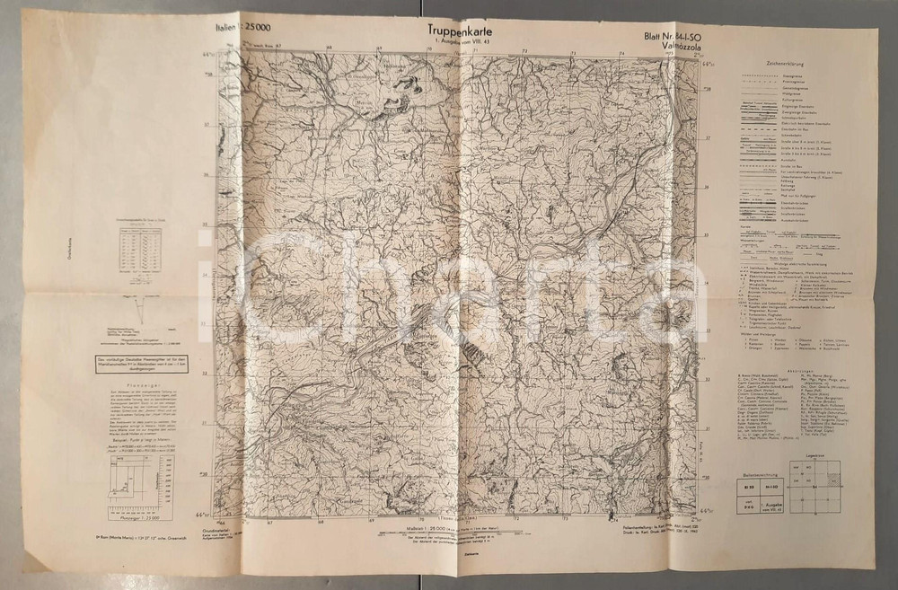 1943 WW2 Truppenkarte WEHRMACHT - VALMOZZOLA (PR) - Mappa n° 84 70x45 (3) Mappa originale d'epoca, in lingua tedesca, scala 1: 25.000.Da notare che, a causa della situazione di guerra, la mappa &egrave; stata stampata su carta di recupero, ovvero sul verso bianco di una mappa precedentemente utilizzata (in questo caso dell'Egitto).  FAIR/discreto piegature d'epoca; gualciture marginali Formato: 70x45 cm originale e autentica 1