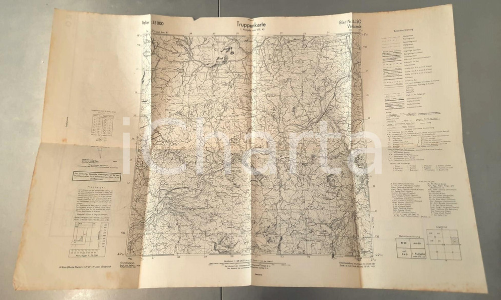1943 WW2 Truppenkarte WEHRMACHT - VALMOZZOLA (PR) - Mappa n° 84 70x45 (4) Mappa originale d'epoca, in lingua tedesca, scala 1: 25.000.Da notare che, a causa della situazione di guerra, la mappa &egrave; stata stampata su carta di recupero, ovvero sul verso bianco di una mappa precedentemente utilizzata (in questo caso dell'Egitto).  FAIR/discreto piegature d'epoca; piccola mancanza al alto superiore Formato: 70x45 cm originale e autentica 1