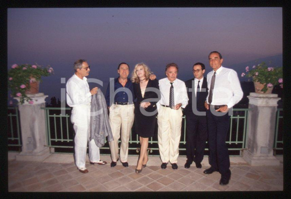 Fotografia d epoca originale 1990 Alberto SORDI Monica VITTI Ugo TOGNAZZI  TAORMINA 35 mm vintage slide 1