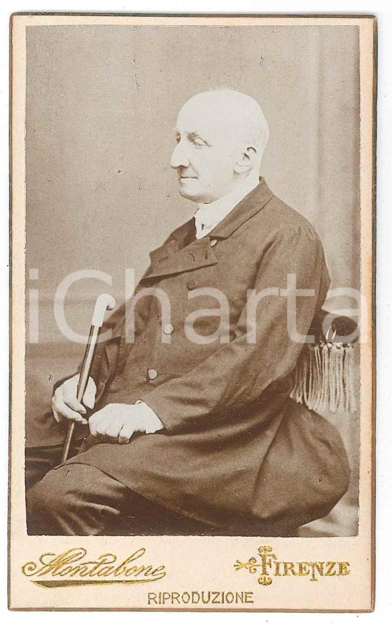Fotografia d epoca originale 1890 ca FIRENZE Anziano seduto con il bastone  Ritratto Foto MONTABONE CDV 1