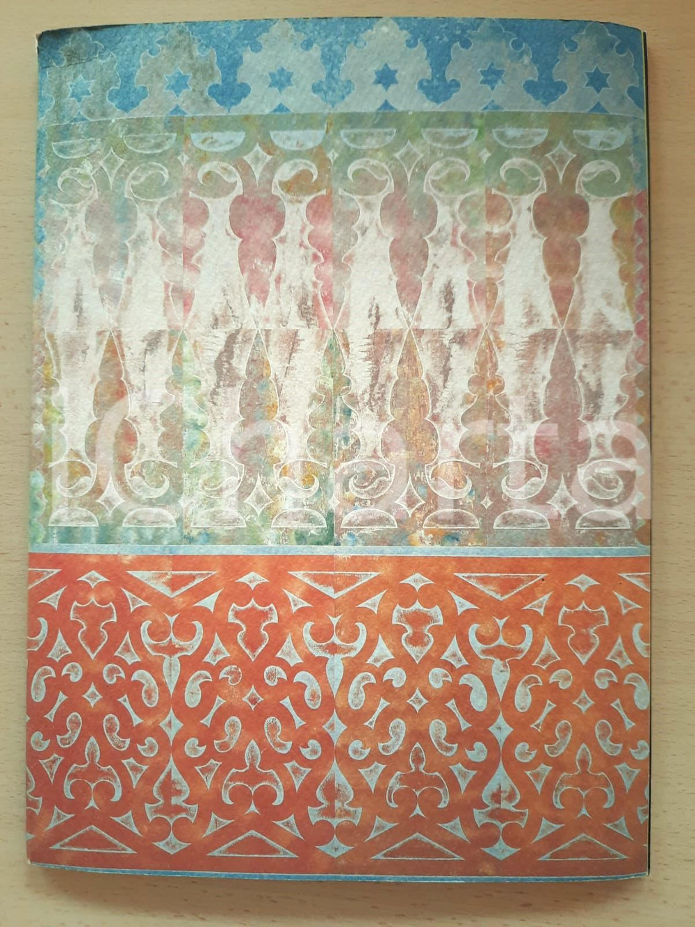 1989 NEW YORK Philip TAAFFE - Catalogue *Introduction Gore VIDAL Catalogo originale, illustrato, a cura della Pat Hearn Gallery e Mary Boone Gallery.Prima edizione con 13 illustrazioni a colori e un ritratto dell'artista.PAGINE: 34 FAIR/discreto buone condizioni interne, ma piegatura al lato superiore con piccolo strappo in copertina Formato: 24x32 cm originale e autentica 1