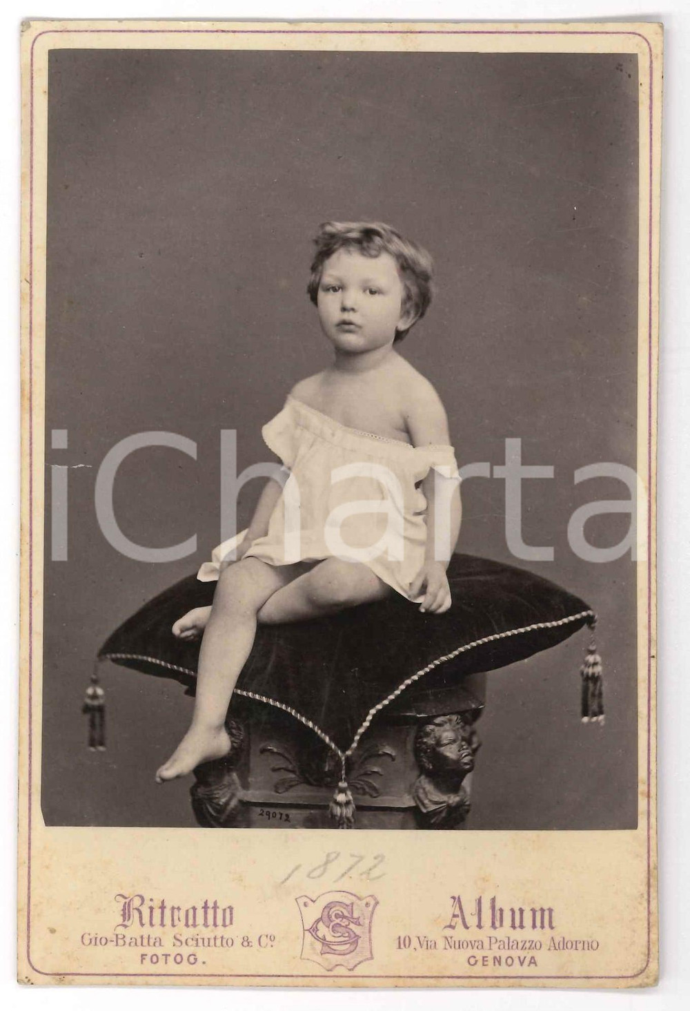 1872 GENOVA Elisa BRONZETTI figlia del garibaldino Oreste *Foto SCIUTTO (1) Fotografia originale d'epoca, su cartoncino morbido, che ritrae la bambina figlia del patriota e garibaldino Oreste Bronzetti.FOTOGRAFO: Genova - G. B. Sciutto GOOD/buono minimo difetto di stampa; minime fioriture Formato: 11x16 cm originale e autentica 1