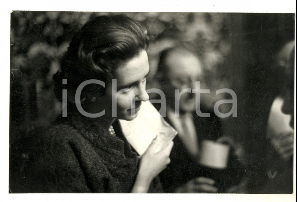 Fotografia d epoca originale 1960 ca BRUXELLES ? Ritratto della regina Fabiola del Belgio Foto 25x16 2 1
