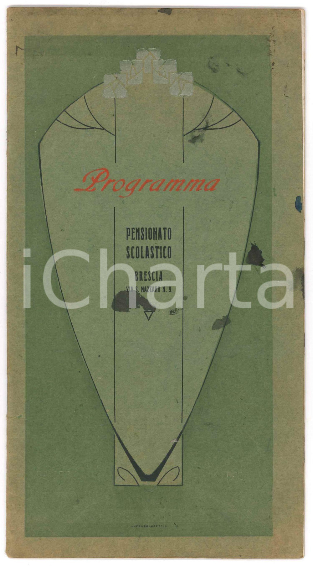 1909 BRESCIA Pensionato Scolastico via Fratelli Bronzetti - Programma Pubblicazione spillata, originale d'epoca, che espone caratteristiche, regolamento, corredo e condizioni del pensionato scolastico.PAGINE: 15 POOR/danneggiato buone condizioni interne, ma macchie in copertina e al taglio; minime sottolineature marginali Formato: 12x22 cm originale e autentica 1