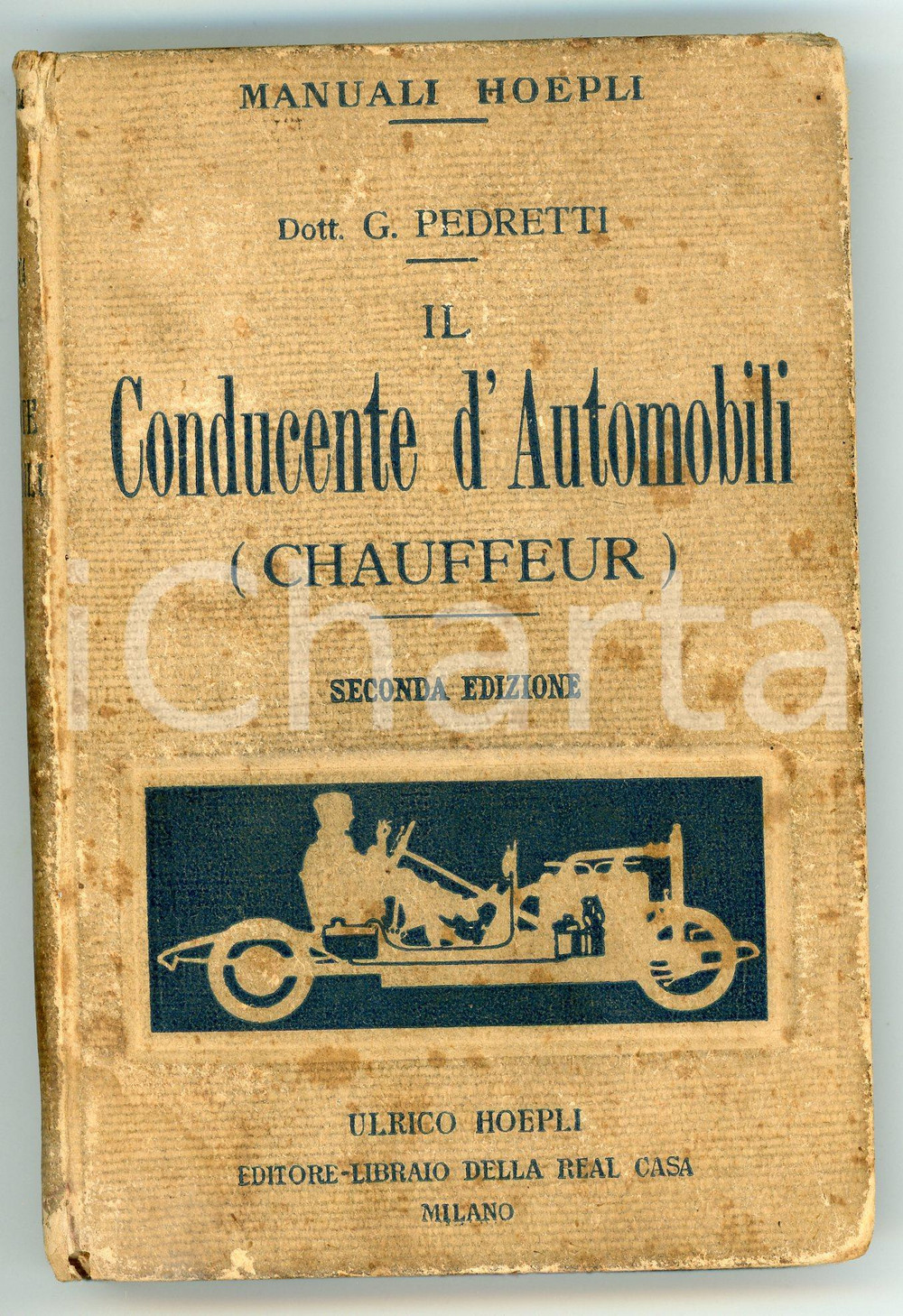 1925 G. PEDRETTI Il conducente d'automobili (Chauffeur) - Manuali HOEPLI Brossura editoriale d'epoca, con copertina in cartoncino.Seconda edizione riveduta.EDITORE: Ulrico Hoepli - MilanoCOLLANA: Manuali HoepliPAGINE: 382 VERY POOR/gravemente danneggiato alone alle prima 40 pagine, macchie e aloni in copertina, bruniture alle pagine Formato: 10x15 cm originale e autentica 1