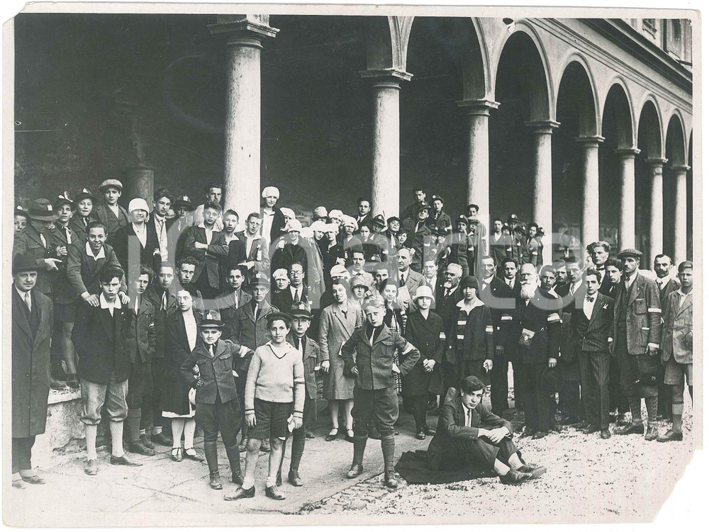 Fotografia d epoca originale 1927 ROMA Terme di Diocleziano  Gruppo escursionisti patrioti friulani Foto 1