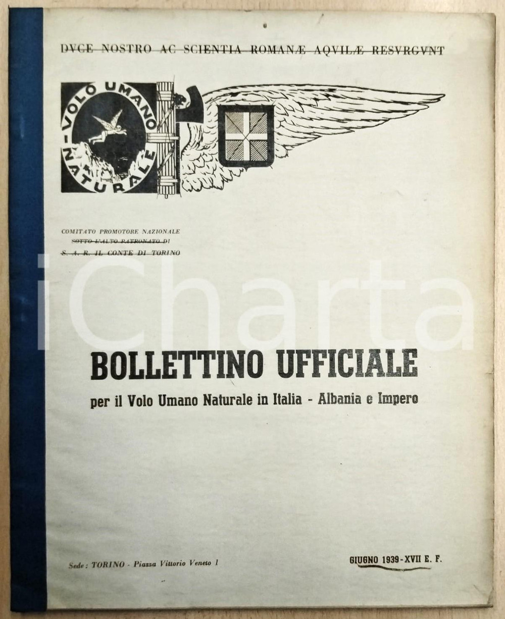1965 VOLO NATURALE IN ITALIA Copia ciclostilata con autografo Luca BONGIOVANNI Copia ciclostilata e rilegata artigianalmente datata 1965 del "Bollettino ufficiale per il volo umano naturale in Italia, Albania e Impero". Con dedica e firma autografa dell'aviatore Luca Bongiovanni. PAGINE: 52 FAIR/discreto Bruniture e macchie diffuse Formato: 25x31 cm originale e autentica 1