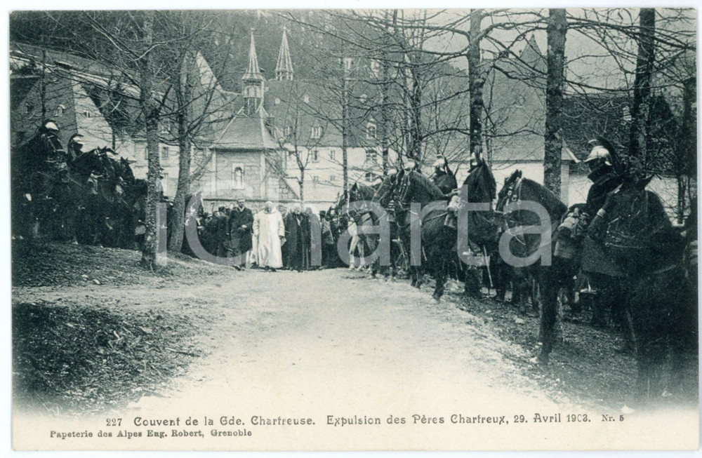 1905 ca FRANCE GRANDE CHARTREUSE Expulsion Pères Chartreux 1903 ^Carte 5  Cartolina postale d'epoca, non viaggiata. GOOD/buono  Formato: 14x9 cm originale e autentica 1
