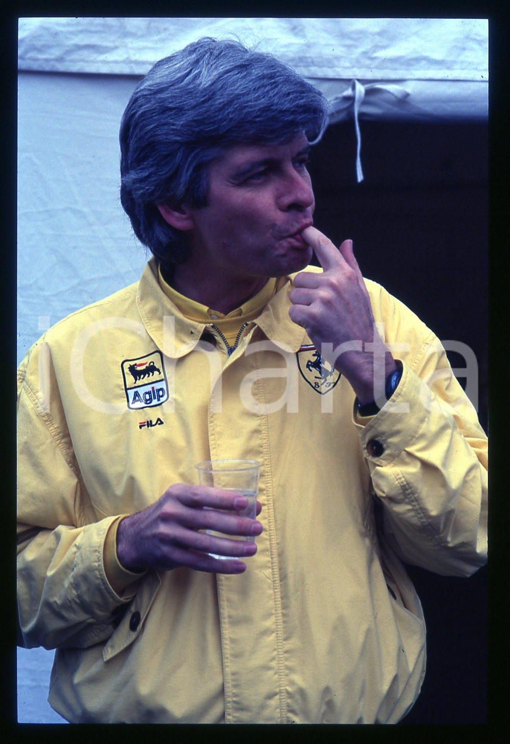 Ingegnere Scuderia FERRARI - FORMULA 1 GP MONZA 1982 35 mm vintage slide 6 Diapositiva d'epoca, in formato 35 mm.CONDIZIONI: GOODE' severamente vietata la riproduzione. Tutti i diritti sono riservati.Nella diapositiva ICharta mette in vendita, sul negozio eBay e in esclusiva sul sito "icharta" il proprio archivio composto da numerose diapositive e negativi fotografici d'epoca, tutti originali e autentici, che attraversano la storia del costume italiano tra gli la fine degli anni Sessanta e Novanta.Si tratta di uno sguardo inedito sull'attualità , la politica, la vita quotidiana, il gossip e la cultura, che fotografa il cambiamento della nazione in quest'ultimo scorcio del XX secolo. Un'occasione unica per il mercato del collezionismo, che vede finalmente disponibile un archivio eccezionale per vastità , tematiche e condizioni, in un settore (il negativo fotografico e la diapositiva) di assoluta novità  e dalle interessanti prospettive di investimento.  CONDIZIONI:GOOD/buono originale e autentica 1