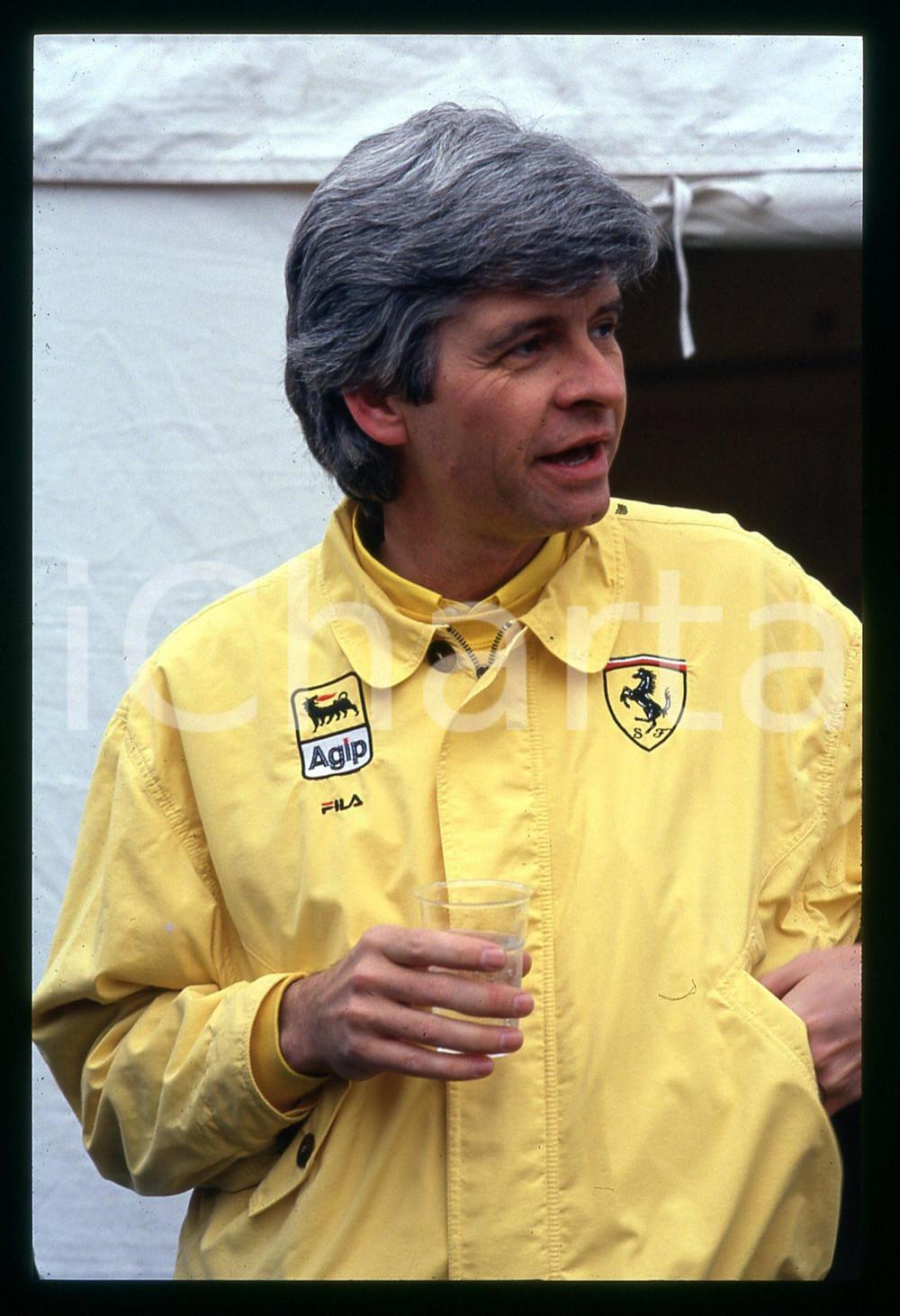 Ingegnere Scuderia FERRARI - FORMULA 1 GP MONZA 1982 35 mm vintage slide 9 Diapositiva d'epoca, in formato 35 mm.CONDIZIONI: GOODE' severamente vietata la riproduzione. Tutti i diritti sono riservati.Nella diapositiva ICharta mette in vendita, sul negozio eBay e in esclusiva sul sito "icharta" il proprio archivio composto da numerose diapositive e negativi fotografici d'epoca, tutti originali e autentici, che attraversano la storia del costume italiano tra gli la fine degli anni Sessanta e Novanta.Si tratta di uno sguardo inedito sull'attualità , la politica, la vita quotidiana, il gossip e la cultura, che fotografa il cambiamento della nazione in quest'ultimo scorcio del XX secolo. Un'occasione unica per il mercato del collezionismo, che vede finalmente disponibile un archivio eccezionale per vastità , tematiche e condizioni, in un settore (il negativo fotografico e la diapositiva) di assoluta novità  e dalle interessanti prospettive di investimento.  GOOD/buono   originale e autentica 1