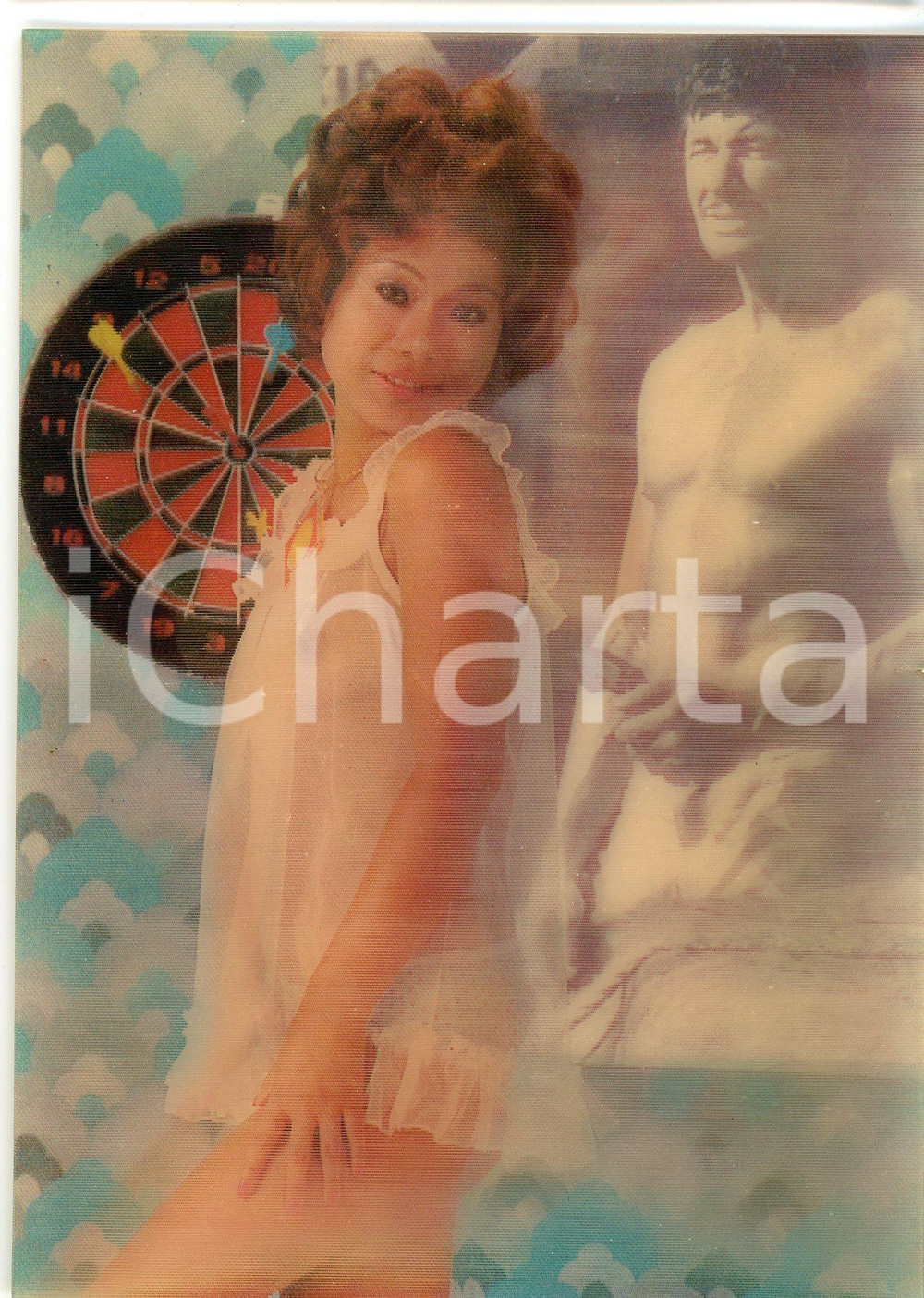 1970ca EROTICA VINTAGE Nude japanese girl / Charles BRONSON Toppan 3D LENTICULAR Cartolina postale d'epoca, 3D lenticolare, non viaggiataEDITORE: Toppan GOOD/buono   originale e autentica 1