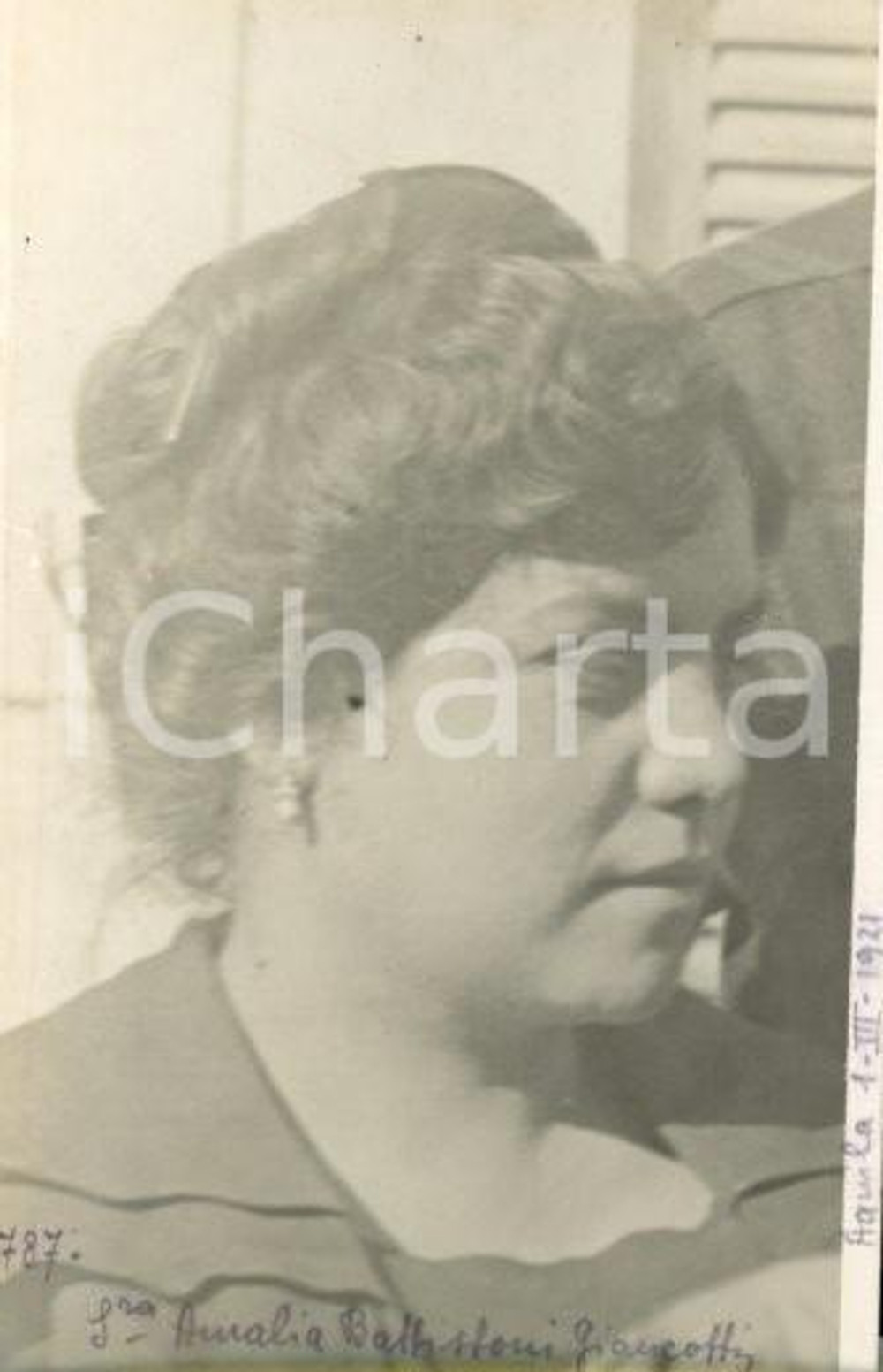 1921 L'AQUILA Ritratto di Amalia BATTISTONI GIANCOTTI *Foto Luigi GREA 3 Fotografia originale d'epoca, in formato cartolina postale.Si tratta di uno scatto realizzato da un fotografo amatoriale, Luigi "Gigi" Grea, funzionario delle ferrovie. GOOD/buono  Formato: 9x14 cm originale e autentica 1