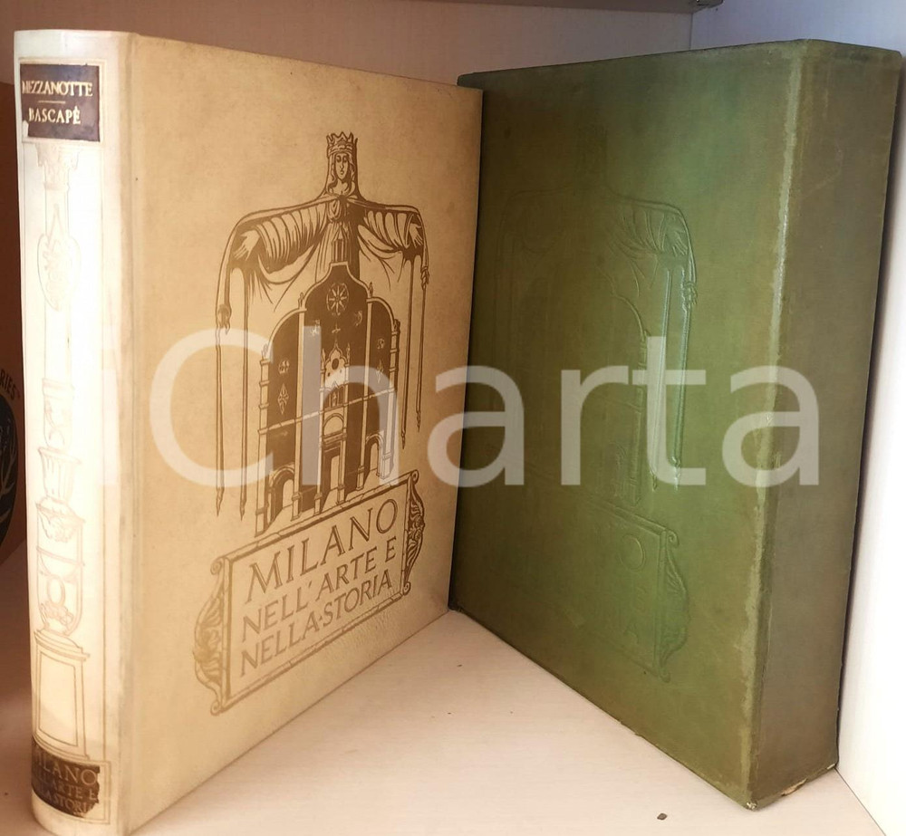 1948 MEZZANOTTE - BASCAPE' Milano nell'arte e nella storia *Ed. BESTETTI RARO Piena pergamena editoriale con unghie, bella decorazione e titolo oro al piatto e al dorso, taglio superiore dorato.Prima edizione in tiratura di 200 copie numerate (il presente esemplare è il n° 10), con custodia.Riccamente illustrata b/n.PAGINE: 1083EDITORE: Bestetti - Milano POOR/danneggiato buone condizioni del volume, ma custodia danneggiata con rosure e apertura al lato inferiore Formato: 23x31 cm originale e autentica 1
