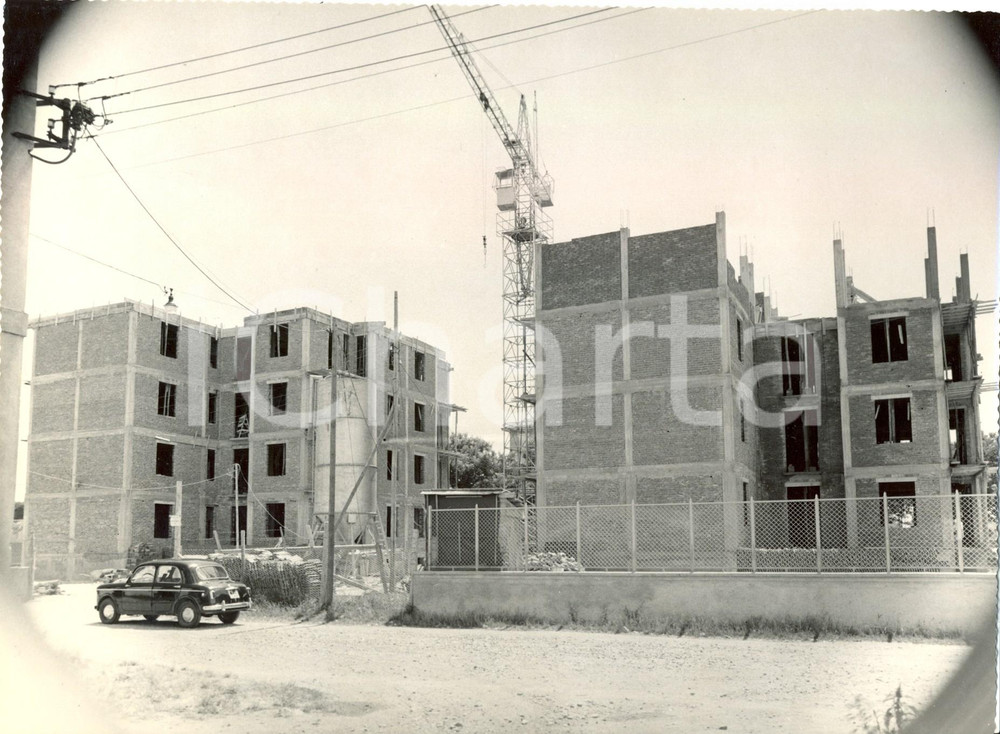 Fotografia d epoca originale 1955 ca VIGEVANO PV Costruzione edifici in Quartiere PIETRASANA Foto 1