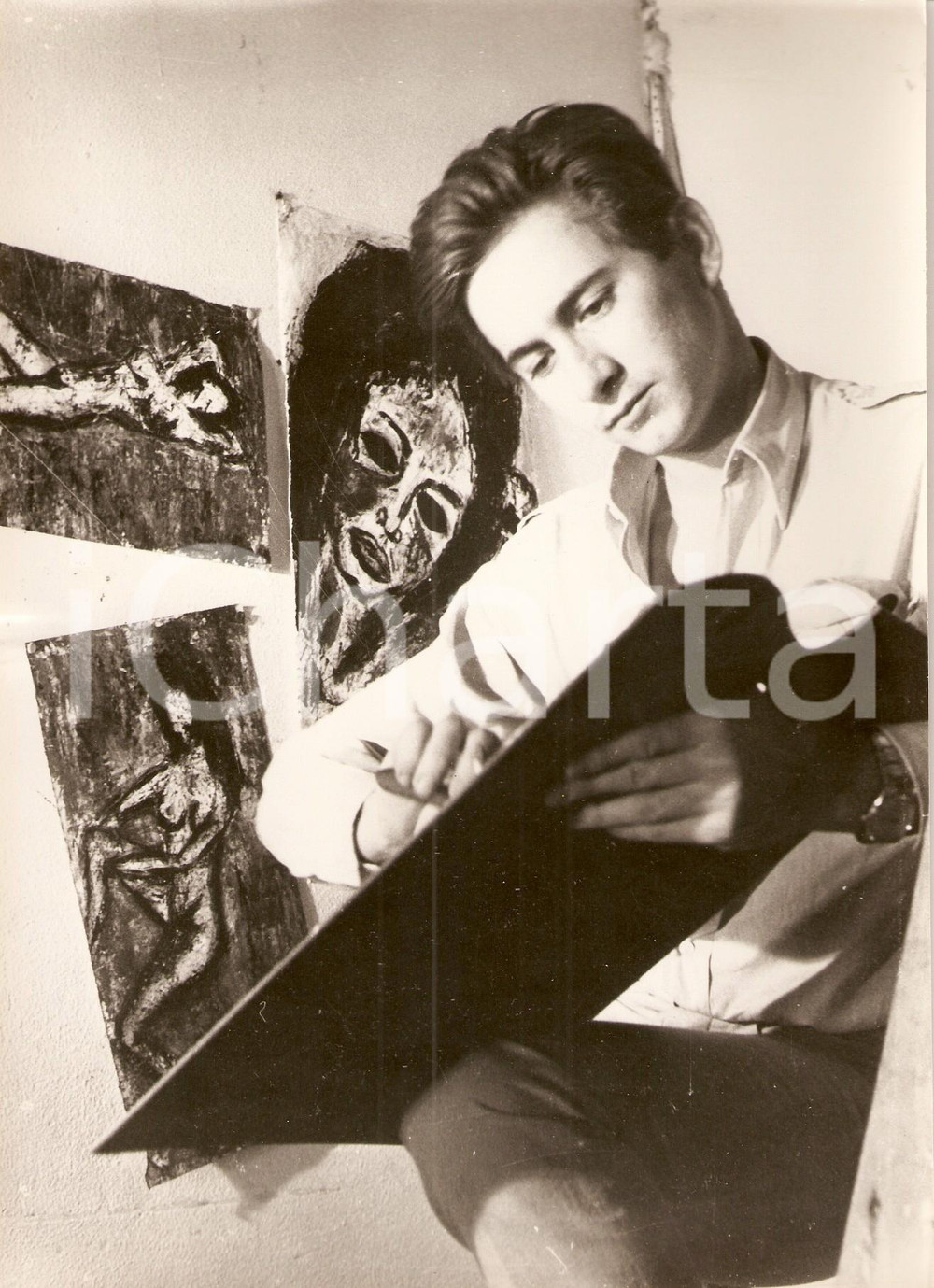 Fotografia d epoca originale 1960 ca ROMA Renzino ROSSELLINI dipinge nel suo atelier Fotografia 3 1