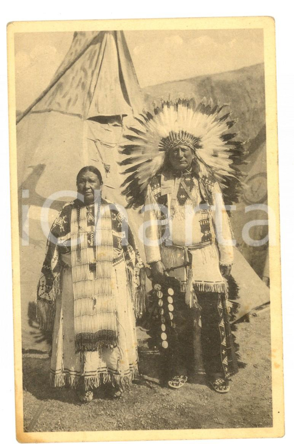 Cartolina originale da collezione 1935 EXPO BRUSSELS American Indian Village Real SIOUX  Chief and wife 7 1