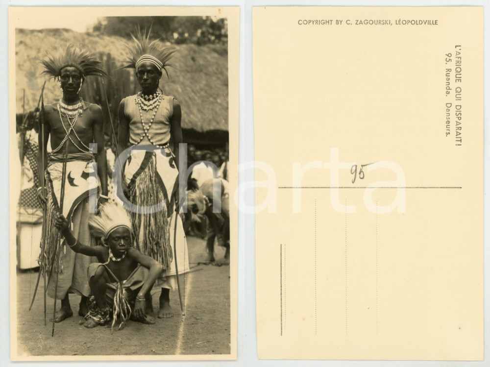 1930 ca C. ZAGOURSKI «L'Afrique qui disparaît» RUANDA - Danseurs - Postcard  Fotocartolina postale d'epoca, appartenente alla serie «L'Afrique qui disparaît» del fotografo Casimir Zagourski (Léopoldville).Non viaggiata. GOOD/buono  Formato: 9x14 cm originale e autentica 1