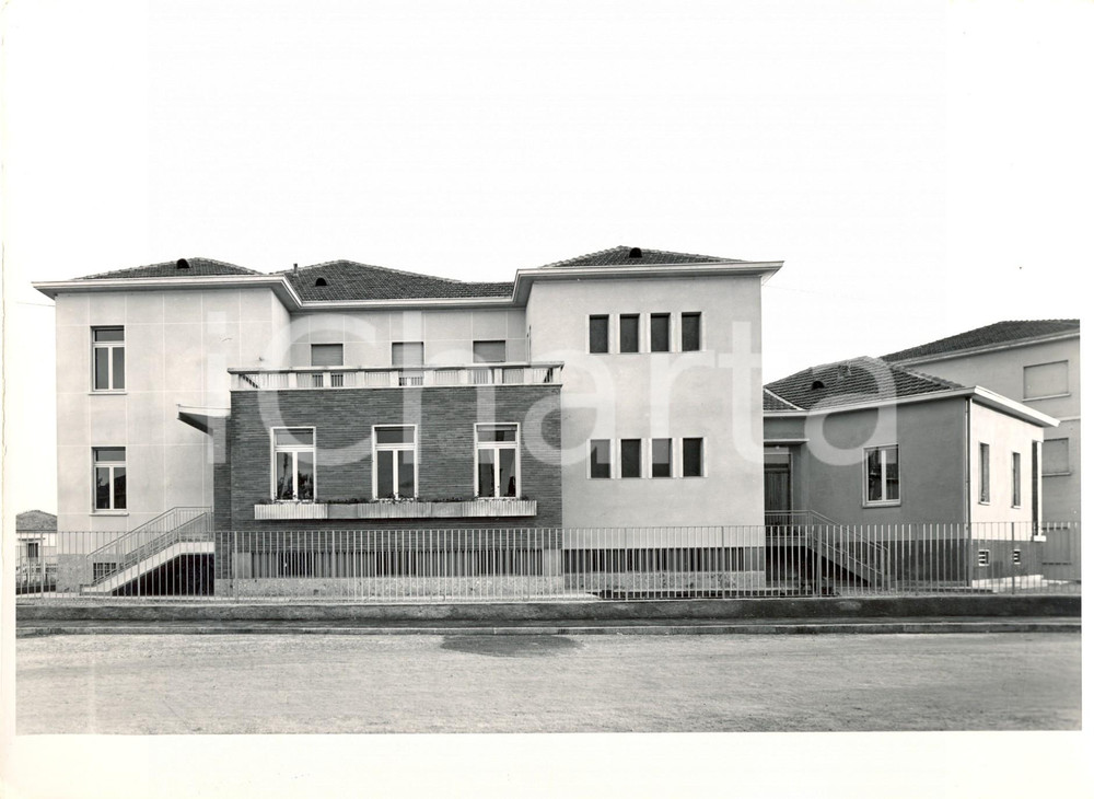 Fotografia d epoca originale 1960 ca PAVIA Veduta Scuola Primaria PASQUALE MASSACRA Fotografia 2 1