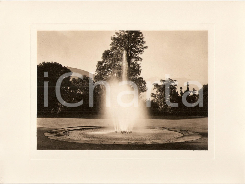 Fotografia d'epoca originale 1940 ca VERBANIA INTRA Villa TARANTO Giardino botanico Fontana ^Foto AUTENTICA 1