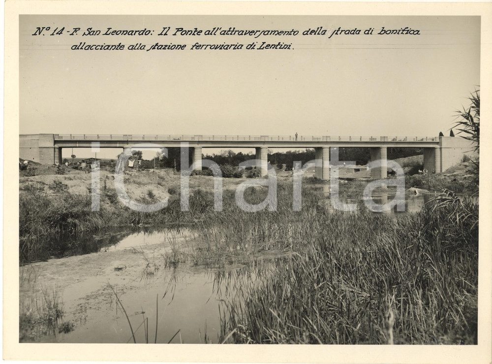 1932 FASCISMO BONIFICHE - LENTINI (SR) Ponte sul fiume SAN LEONARDO *Foto  Fotografia originale d'epoca.FOTOGRAFO: S. Consoli - Catania FAIR/discreto lieve piegatura Formato: 24x18 cm originale e autentica 1