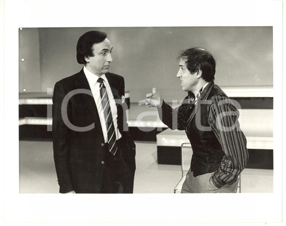 Fotografia d epoca originale 1983 RAI FANTASTICO 4  Adriano CELENTANO con Pippo BAUDO 1 Foto 25x20 1