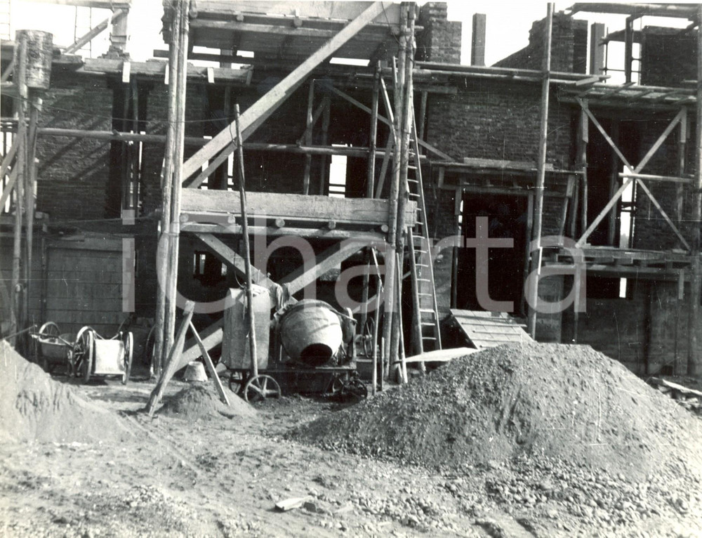 Fotografia d epoca originale 1950 ca MORTARA Alloggi popolari in costruzione Cantiere RONDELLI E ROVATI 3 1