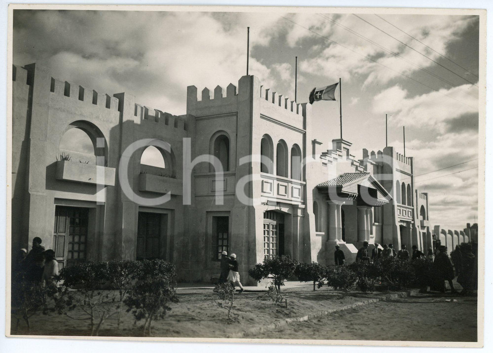 1932 BENGASI (LIBIA) Nuovo stadio architetto Ludovico GENNARI Foto 16x11 cm  Fotografia originale d'epoca, con timbro datario e didascalia al verso.FOTOGRAFO: Studio fotografico V. Dinami - Bengasi GOOD/buono  Formato: 16x11 cm originale e autentica 1