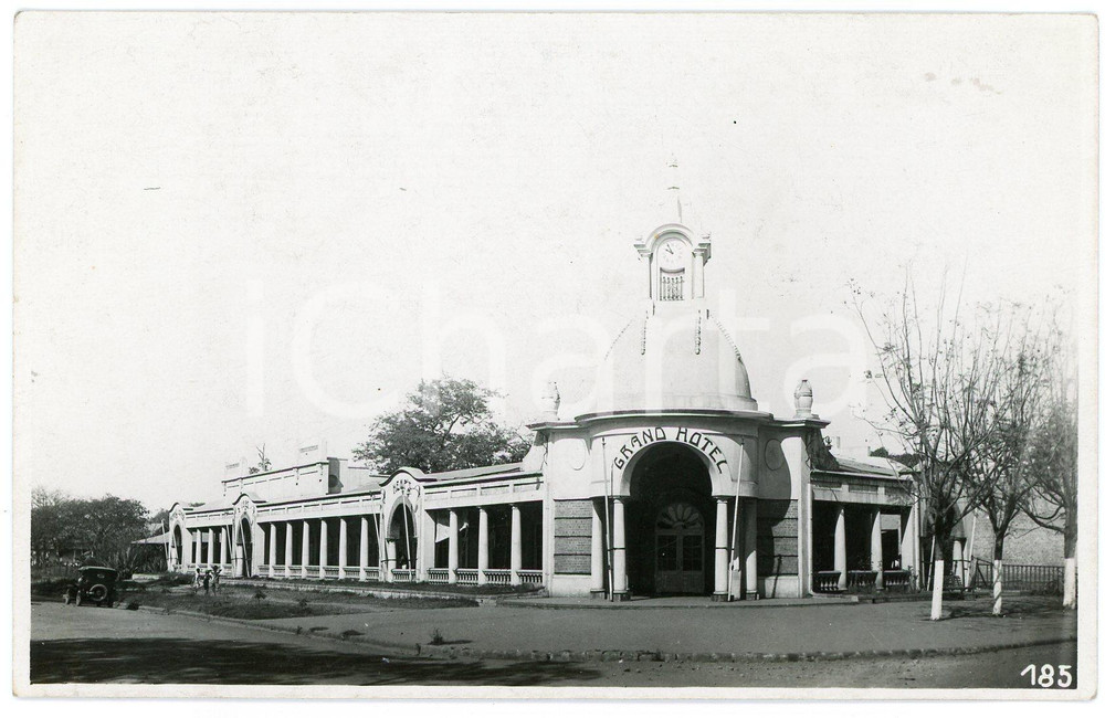 1925 ca CONGO BELGE - ELISABETHVILLE Grand Hotel *Photo L. GABRIEL 185 Fotografia originale d'epoca, in formato cartolina postale.FOTOGRAFO: L&eacute;opold Gabriel   GOOD/buono  Formato: 14x9 cm originale e autentica 1