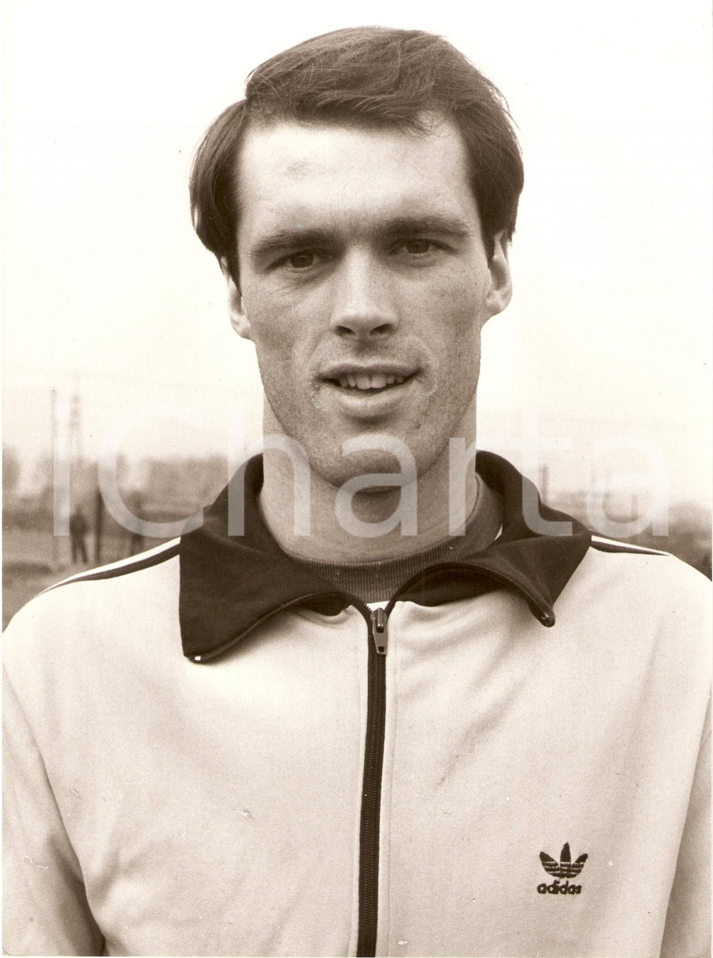 Fotografia d epoca originale 1980 OLANDA Calcio EUROPEI John METGOD Ritratto Difensore ADIDAS Fotografia 1