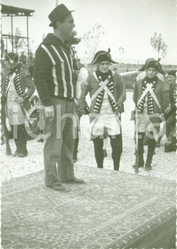 Fotografia d epoca originale 1962 LE PRIGIONIERE ISOLA DEL DIAVOLO Piero NUCCORINI sul set Fotografia 1