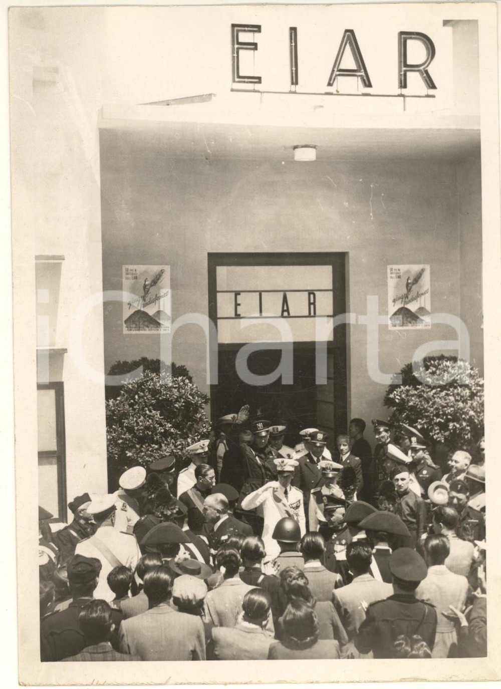 1939 PADOVA Inaugurazione nuova stazione radio EIAR - Autorità *Foto  Fotografia originale d'epoca, con timbro datario e didascalia dattiloscritta al verso. FAIR/discreto difetti di stampa Formato: 13x18 cm originale e autentica 1