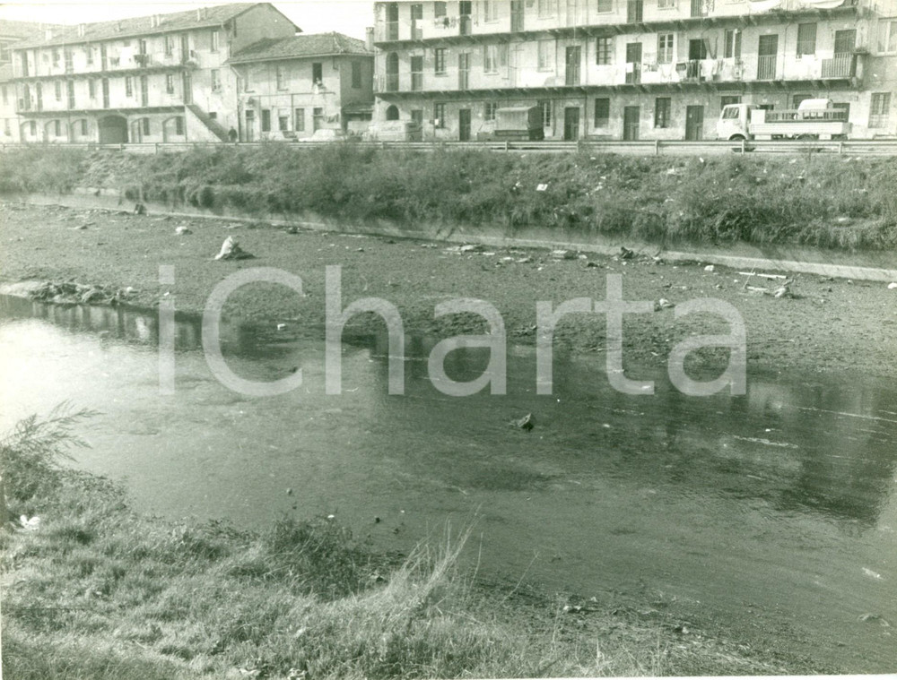 Fotografia d epoca originale 1970 ca PAVIA Naviglio Pavese in secca in Viale VENEZIA Fotografia GARBI 1
