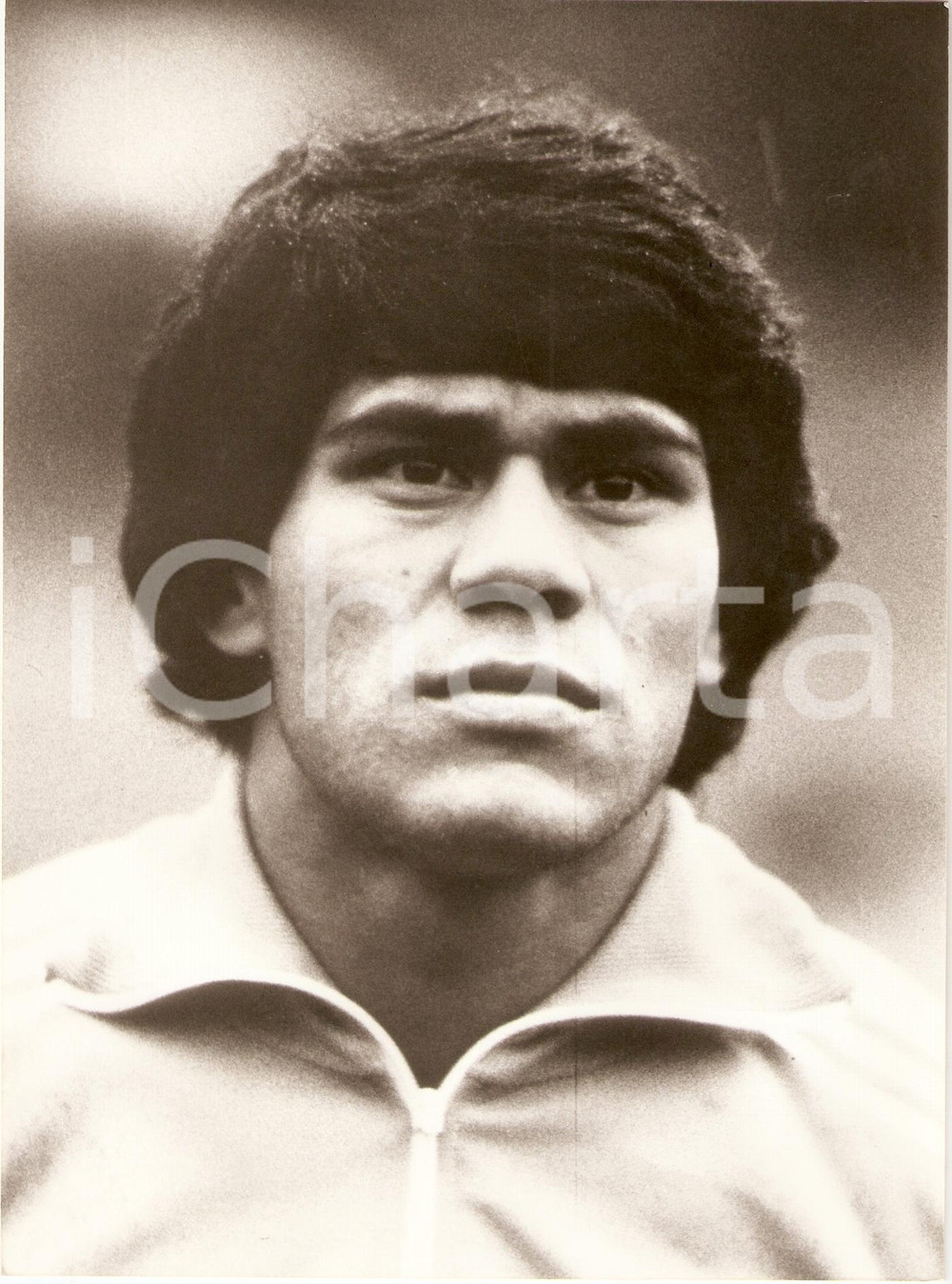Fotografia d epoca originale 1980 ca CALCIO Ruben PAZ Centrocampista URUGUAY Ritratto Fotografia 1
