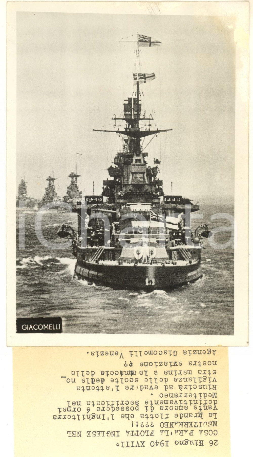 1940 WW2 GUERRA NAVALE - Flotta inglese nel Mediterraneo - Foto Fotografia originale d'epoca, con didascalia dattiloscritta. POOR/danneggiato mancanza al lato superiore per danni da umidità Formato: 13x18 cm originale e autentica 1