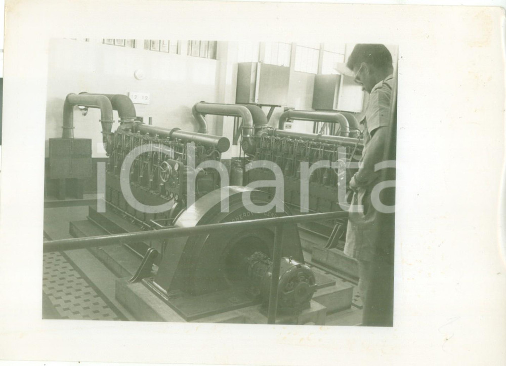 Fotografia d epoca originale 1955 ca GINEVRA SVIZZERA Interno di una sala macchine Fotografia 1