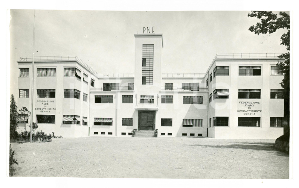 1933 PNF - SAVIGNONE (GE) Colonia montana di RENESSO Foto 23x14 cm Fotografia originale d'epoca, con timbro datario e didascalia al verso. FAIR/discreto Lievi smussature agli angoli Formato: 23x14 cm originale e autentica 1