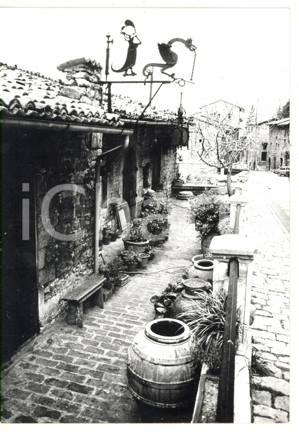 Fotografia d epoca originale 1979 ASSISI Via Fontebella  Abitazioni caratteristiche in pietra Foto 13x18 cm 1