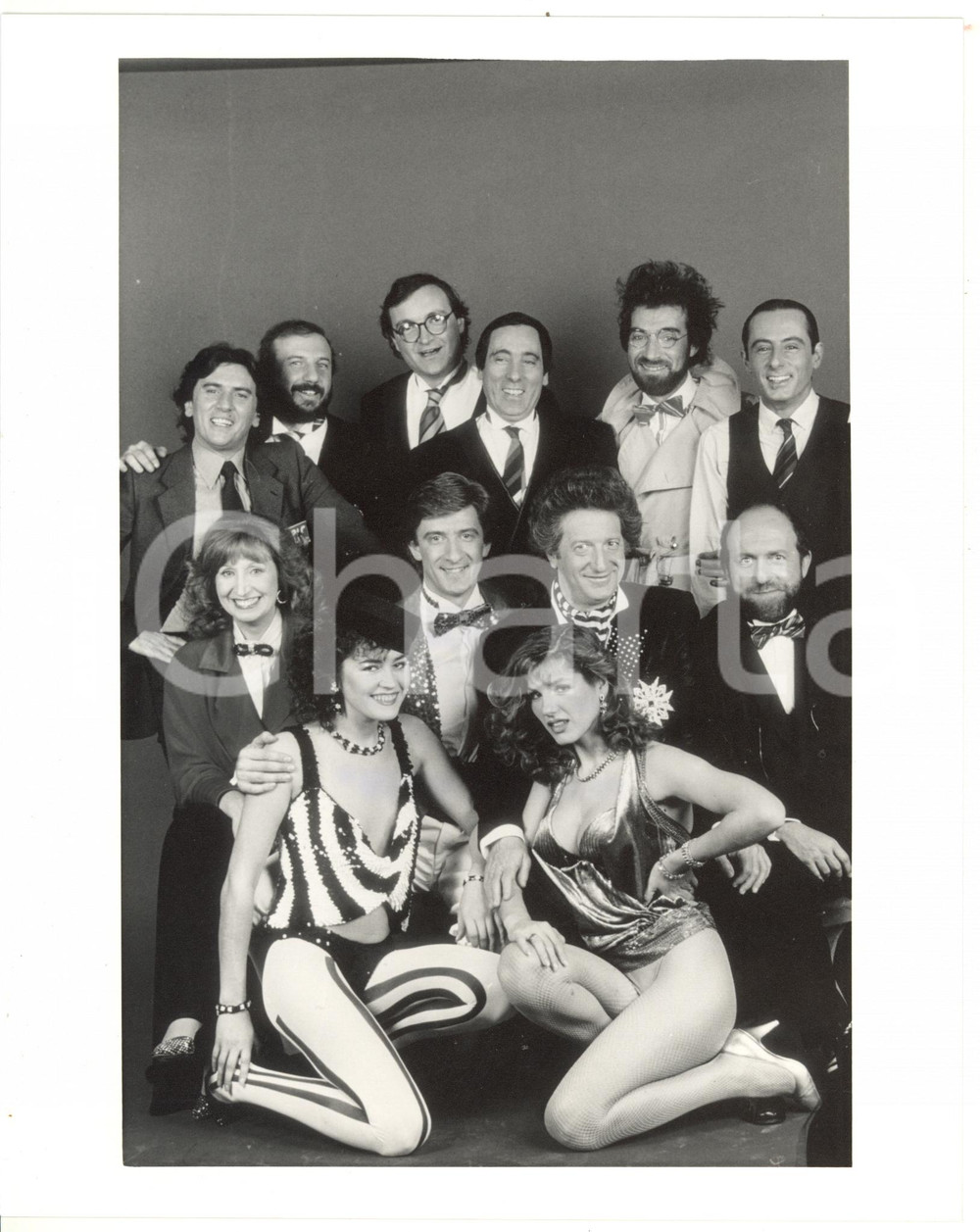 1990 ca DRIVE IN Margherita FUMERO - Ezio GREGGIO - Gianfranco D'ANGELO *Foto 3 Fotografia di agenzia. CONDIZIONI: GFORMATO: 20x25 cm    originale e autentica 1