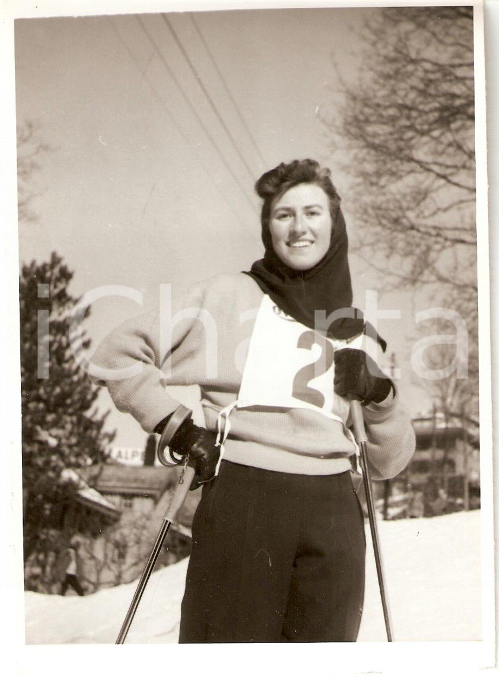 Fotografia d epoca originale 1955 ca SWITZERLAND Campionati SCI ALPINO Rosmarie REICHENBACH Ritratto Foto 3 1