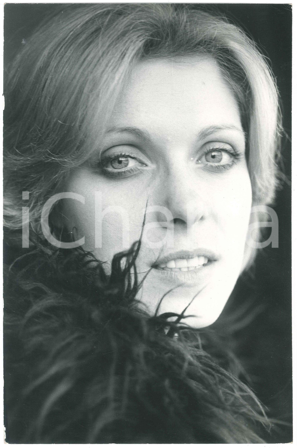 Fotografia d epoca originale 1970 ca COSTUME ITALIA Angiola BAGGI  Ritratto in pelliccia 3 Foto 20x30 1