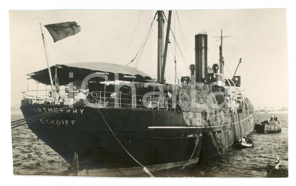 1930 TRIPOLITANIA Nave Porthkerry trasporta alfa tripolina o stipa tenacissima  Fotografia originale d'epoca, con timbro datario e didascalia al verso. POOR/danneggiato margini rifilati a mano Formato: 15x9 cm originale e autentica 1
