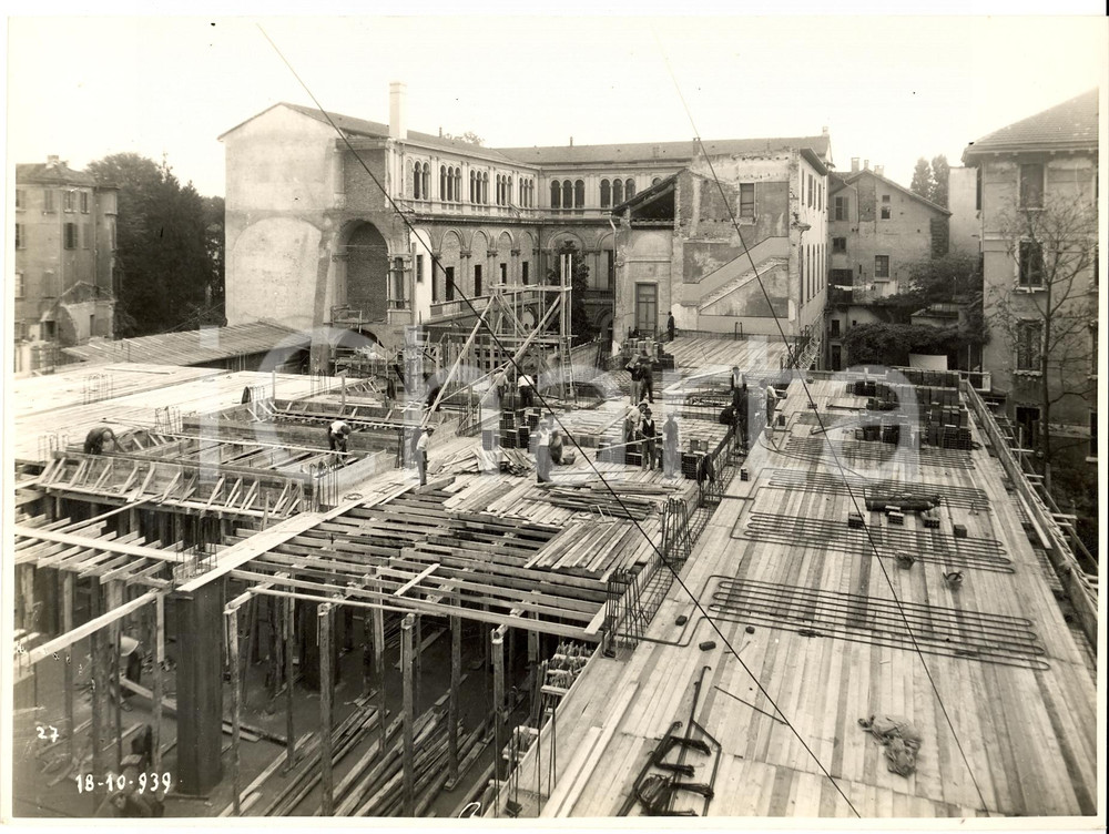 Fotografia d'epoca originale 1939 MILANO Piazza Cavour - Cantiere per il Palazzo dell'Informazione *Foto (2) 1