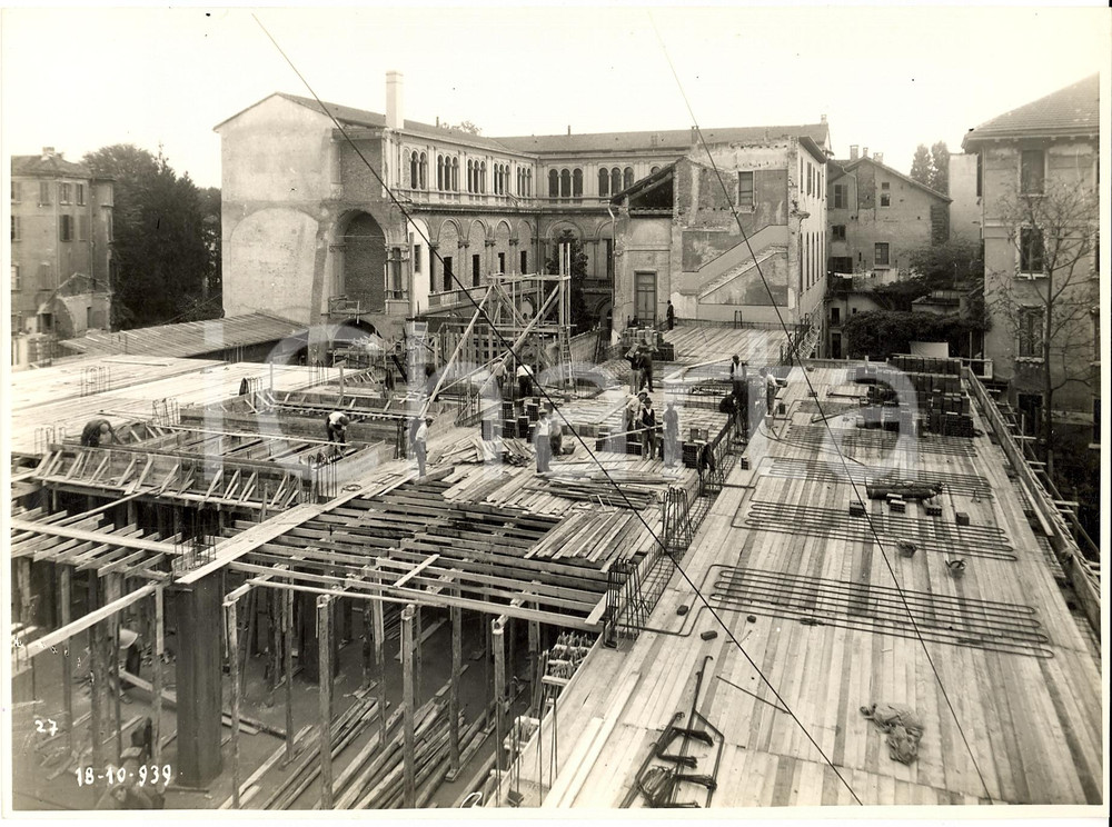 Fotografia d'epoca originale 1939 MILANO Piazza Cavour - Cantiere per il Palazzo dell'Informazione *Foto (3) 1