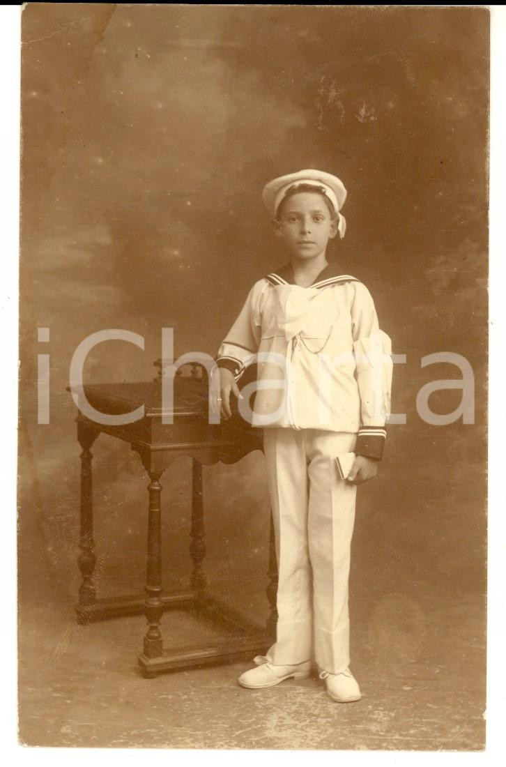 Fotografia d epoca originale 1920 ca GENOVA Ritratto di un giovane marinaretto Foto Maria GAGLIARDI 2 1