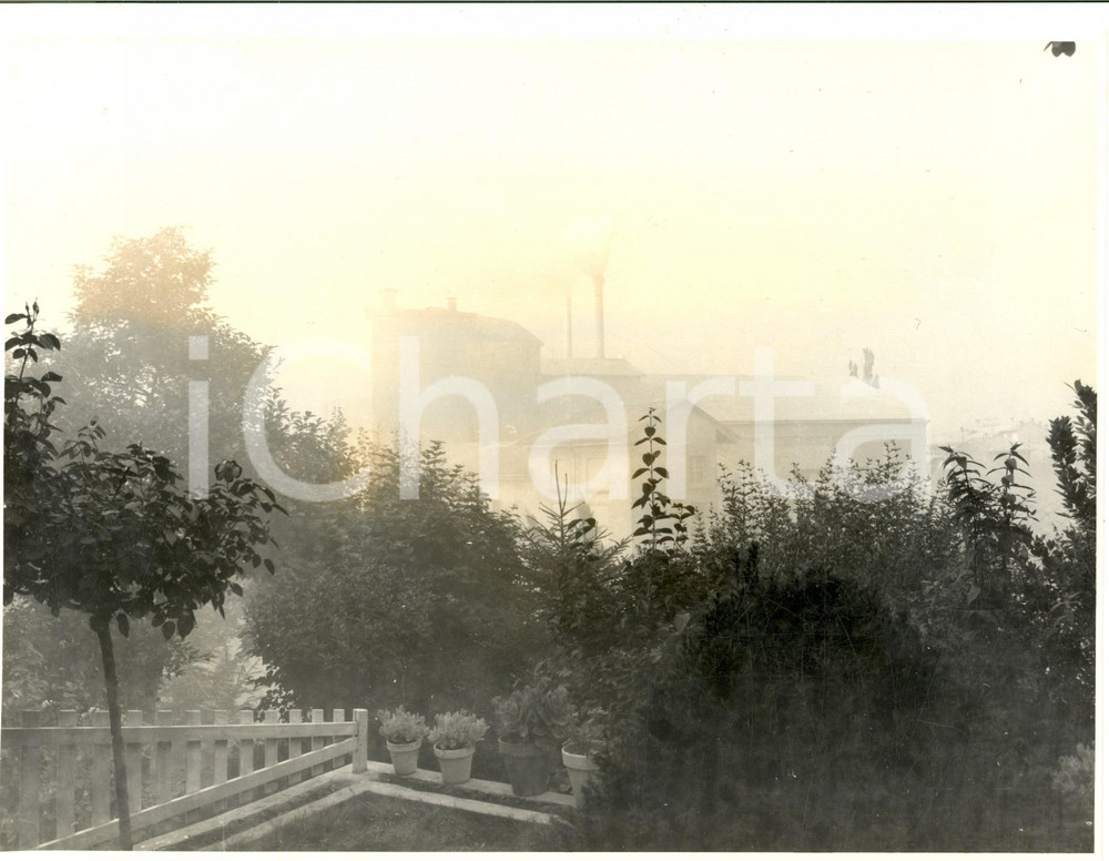1963 STRADELLA Veduta con cementificio in attività *Foto PERDUCA 24x18 (7) Fotografia d'epoca, con timbro al verso. CONDIZIONI: G    originale e autentica 1