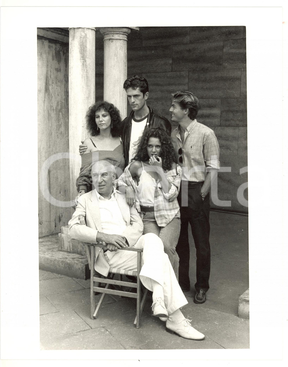 1987 VENEZIA Rupert EVERETT Stefania SANDRELLI Valeria GOLINO Nicola FARRON 2 Fotografia di agenzia. CONDIZIONI: GFORMATO: 20x25 cm    originale e autentica 1