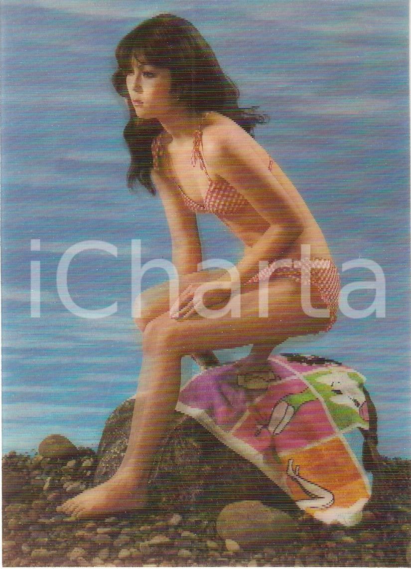 Cartolina originale da collezione 1970 TOKYO Cartolina NAKED WOMAN AT THE SEA Bikini OLOGRAFICA 2 1