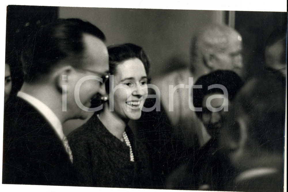 Fotografia d epoca originale 1960 ca BRUXELLES ? Regina Fabiola del Belgio a un evento pubblico Foto 4 1